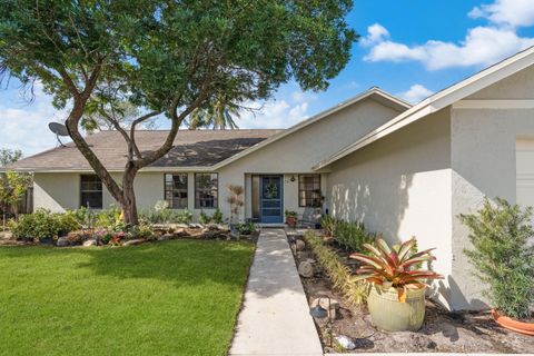 26 Cedar Circle Boynton Beach FL 33436