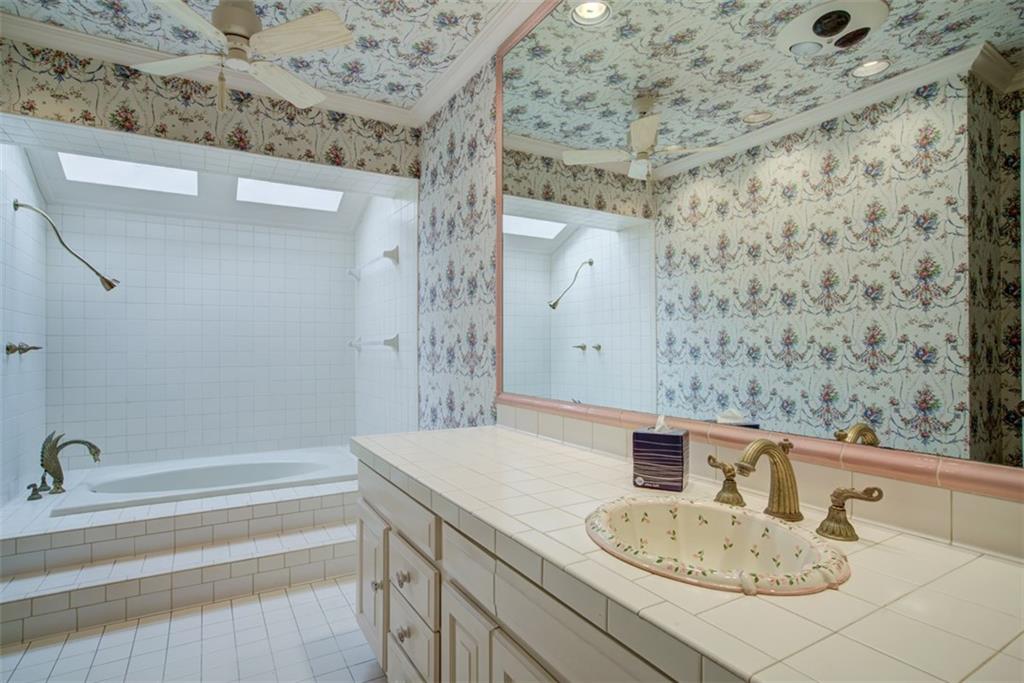 Coral Ridge Country Club - Residential