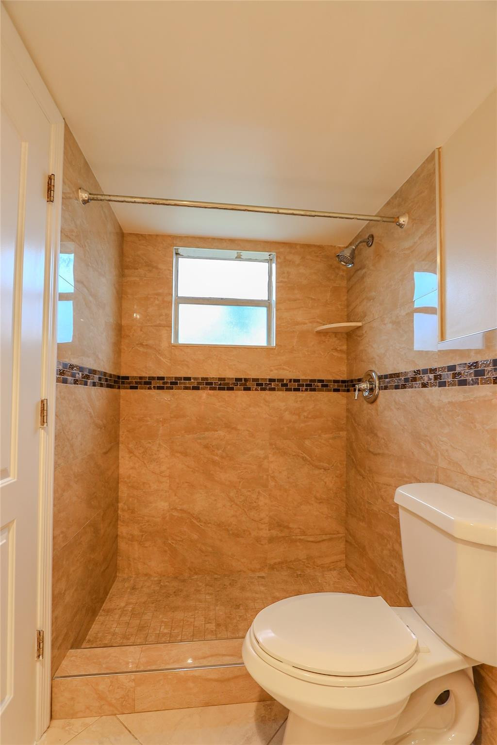 MEADOWBROOK LAKES - Residential