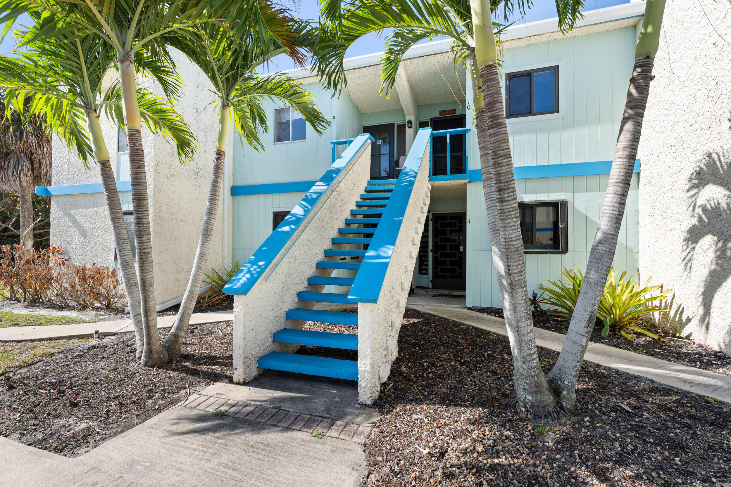 BEACON 21 CONDO - Residential