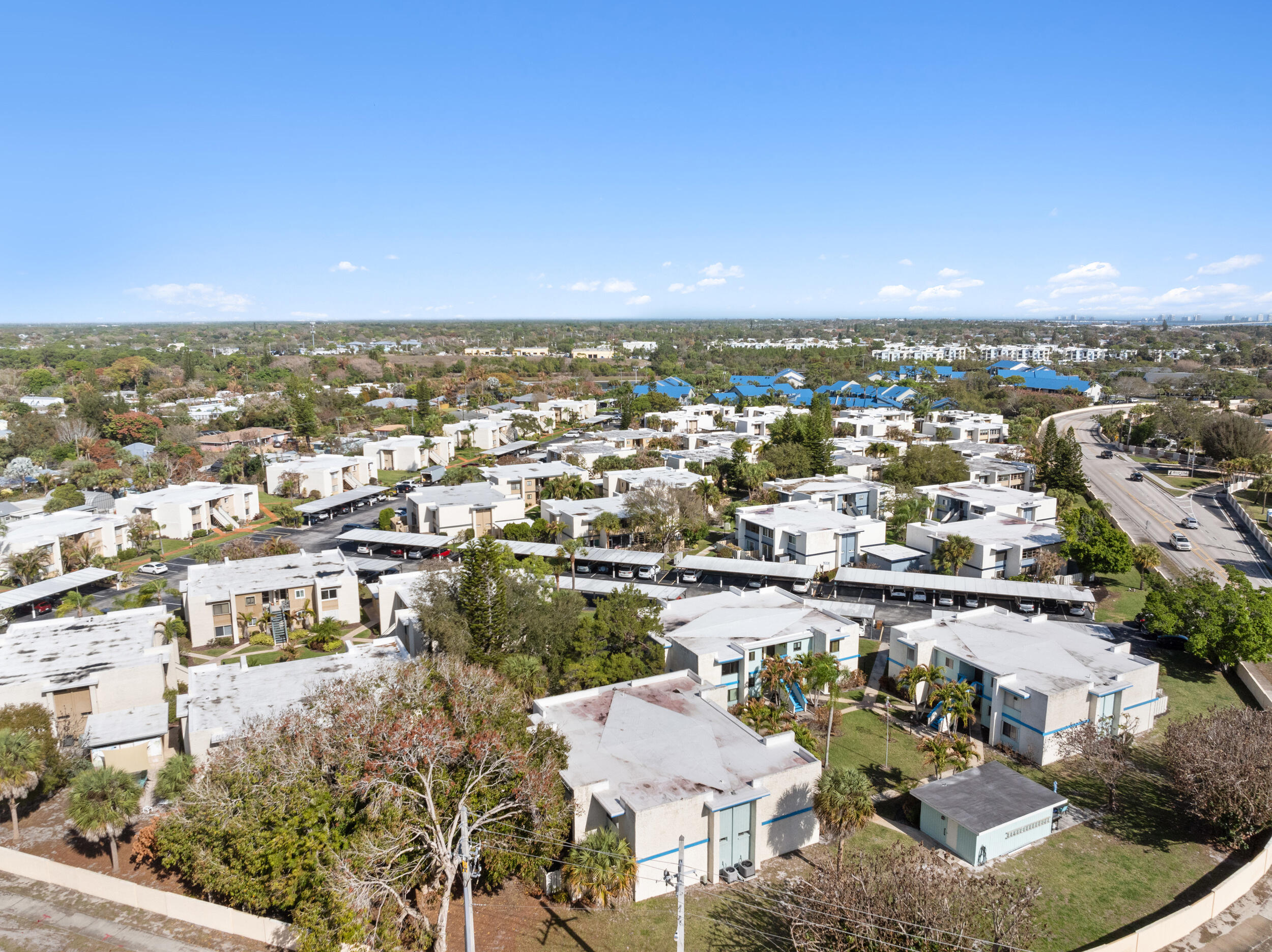 BEACON 21 CONDO - Residential