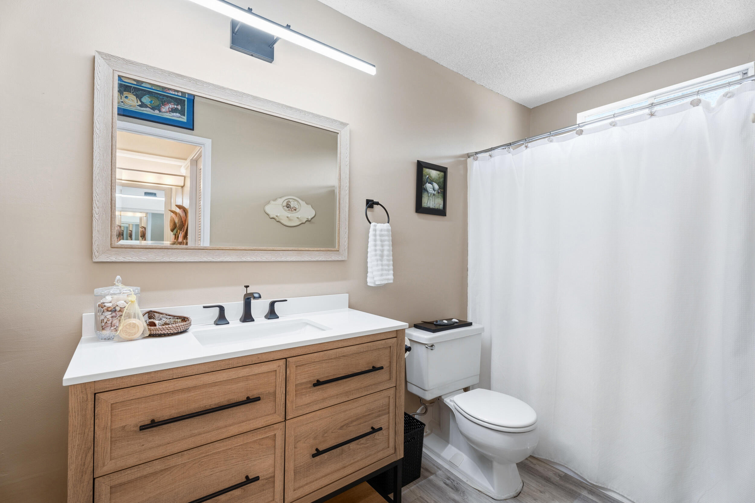 BEACON 21 CONDO - Residential