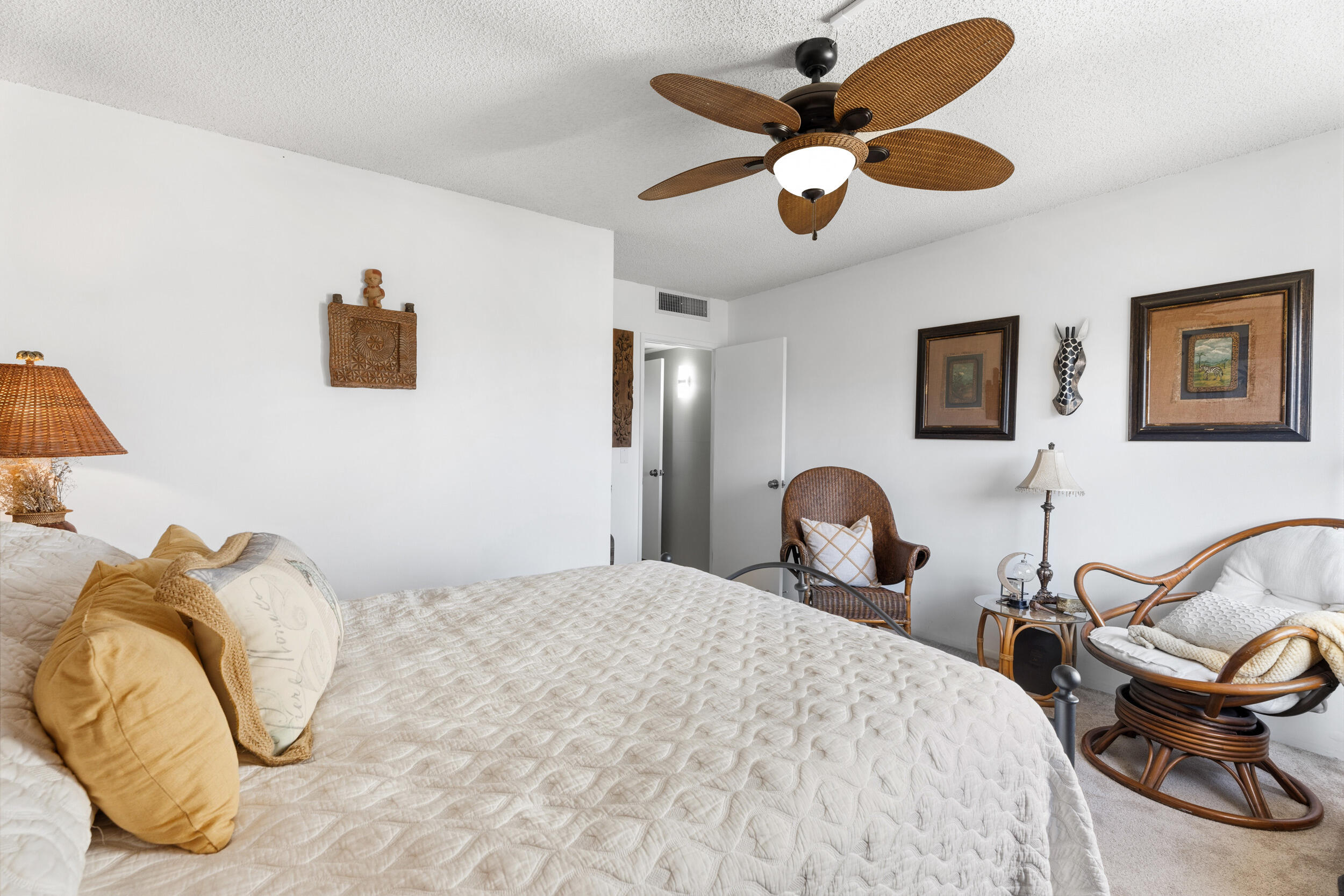 BEACON 21 CONDO - Residential