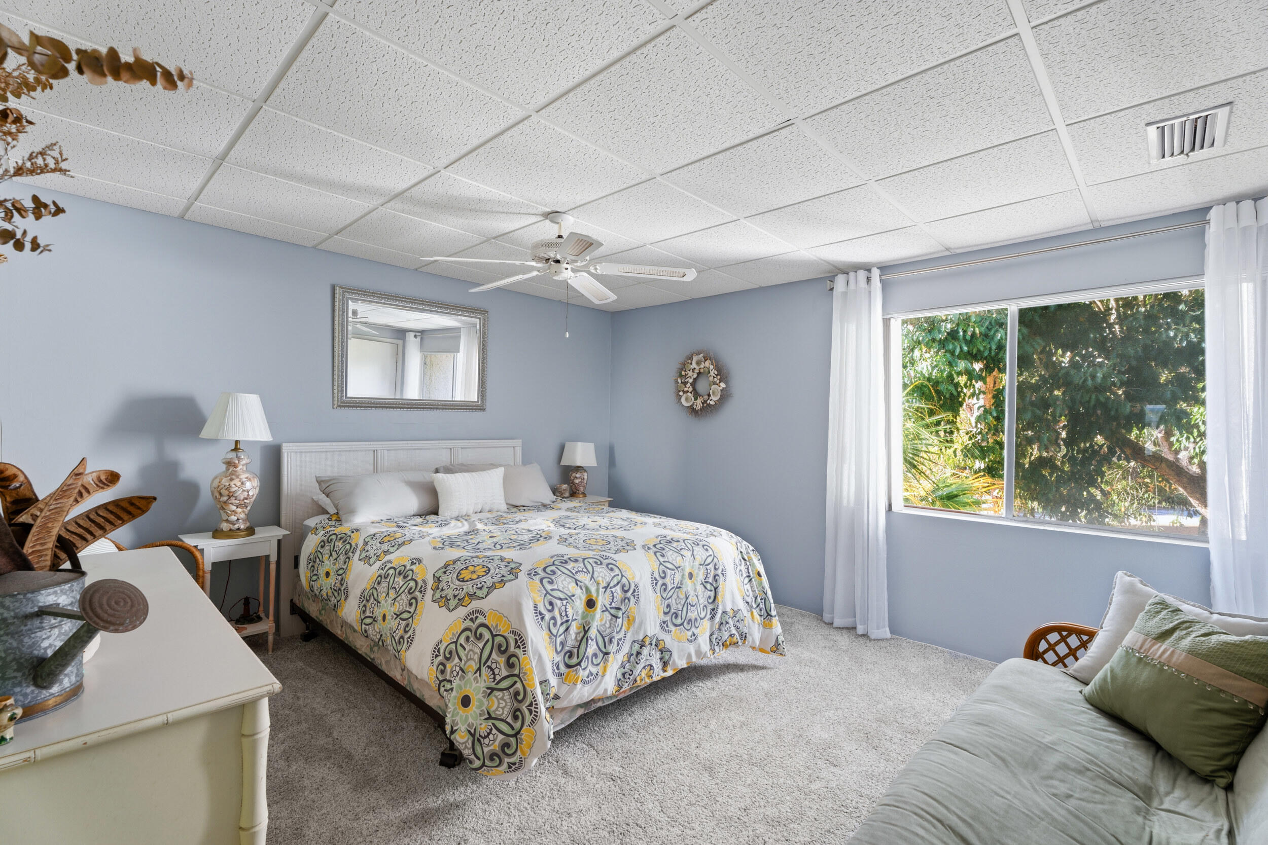 BEACON 21 CONDO - Residential