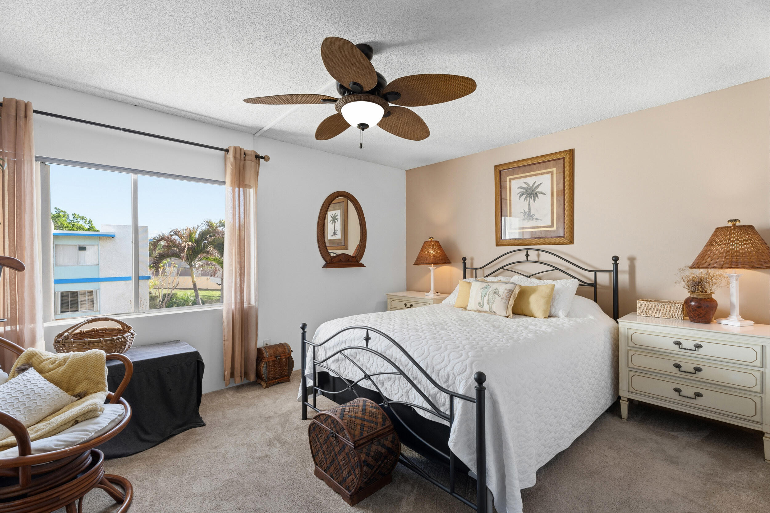 BEACON 21 CONDO - Residential