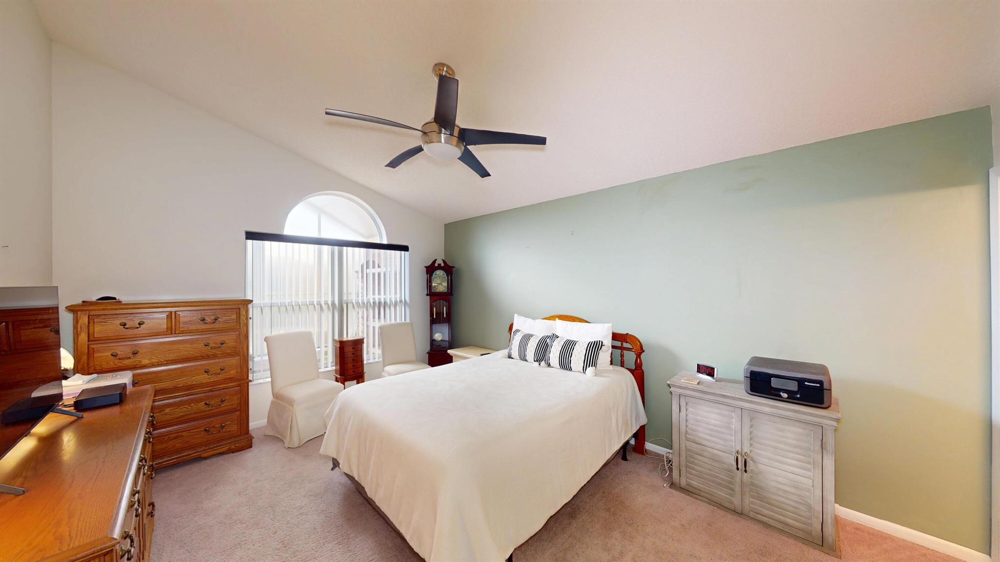 KINGS ISLE PHASE 1 - Residential