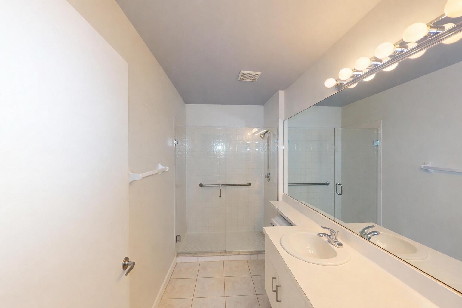 KINGS ISLE PHASE 1 - Residential