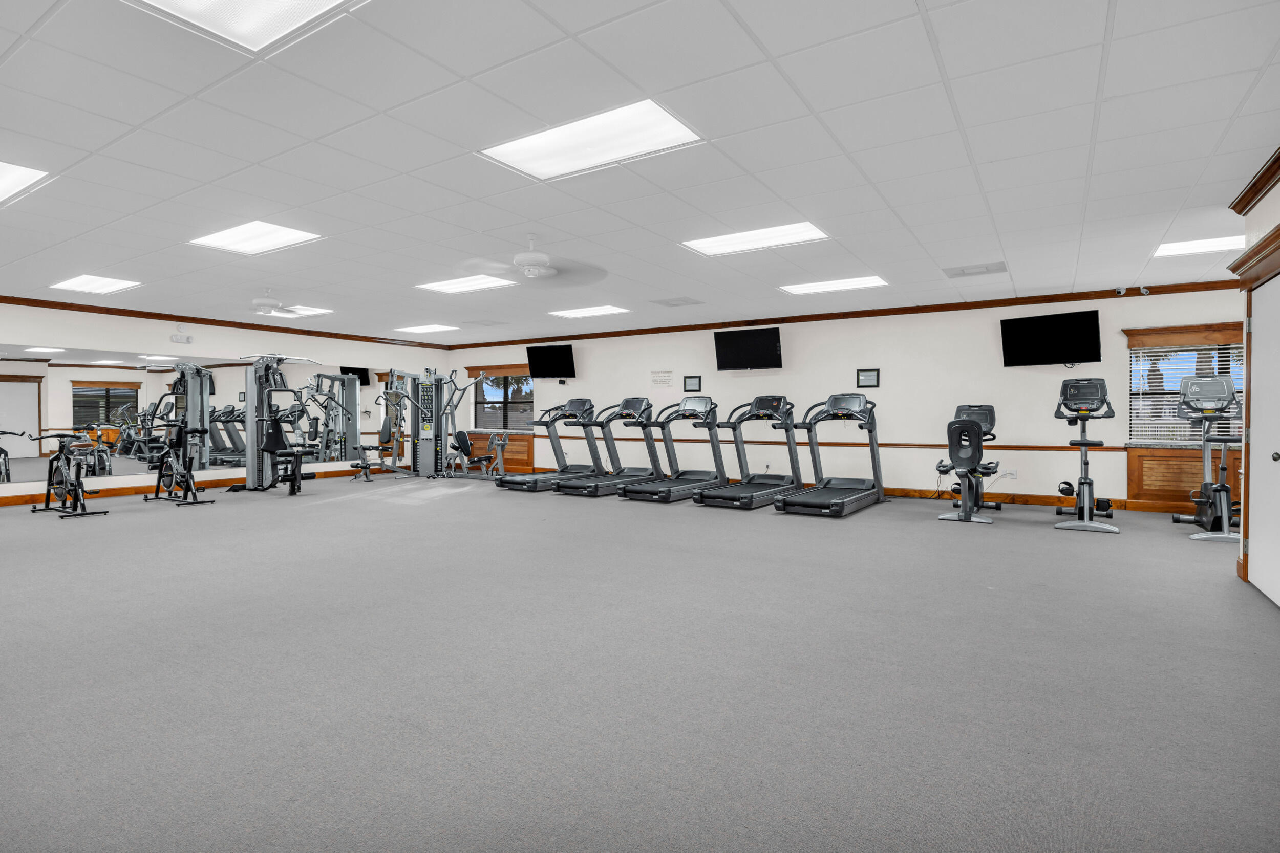 SPANISH LAKES FAIRWAYS LEASEHOLD ESTATES - Residential