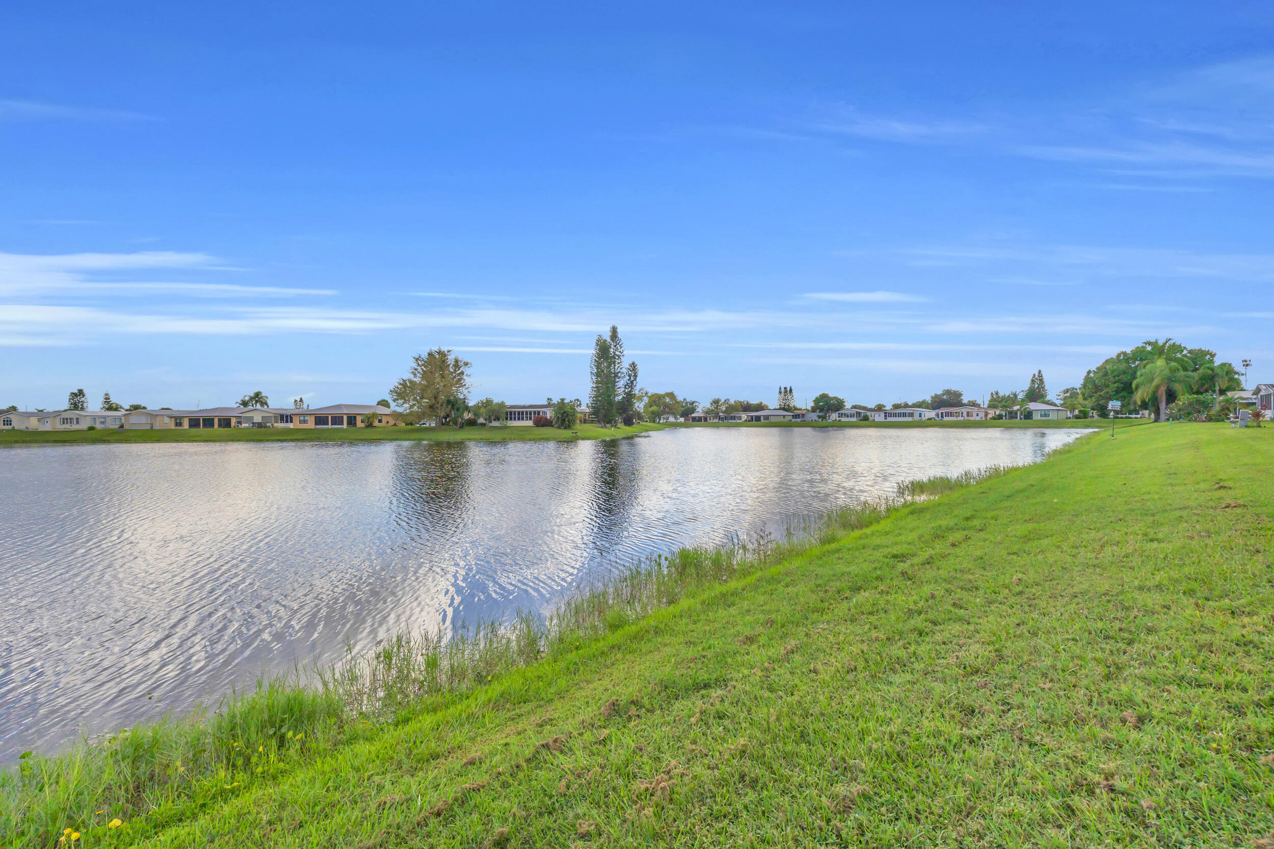 SPANISH LAKES FAIRWAYS LEASEHOLD ESTATES - Residential