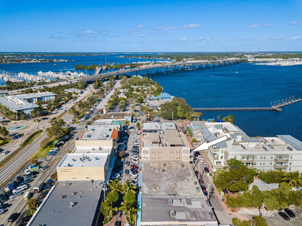 OSCEOLA PLACE CONDO - Residential Lease