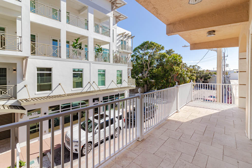 OSCEOLA PLACE CONDO - Residential Lease
