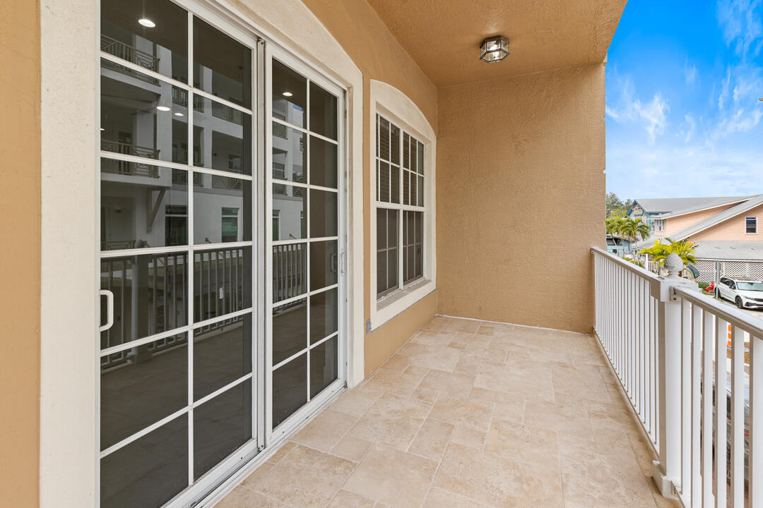 OSCEOLA PLACE CONDO - Residential Lease