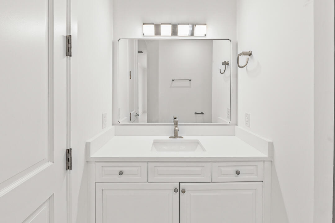 OSCEOLA PLACE CONDO - Residential Lease