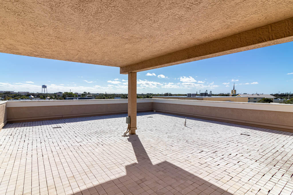 OSCEOLA PLACE CONDO - Residential Lease