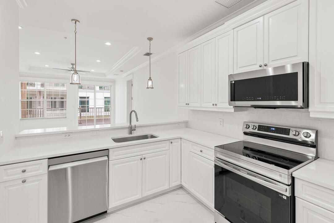 OSCEOLA PLACE CONDO - Residential Lease