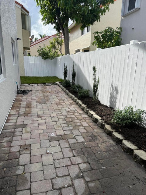 Tiny photo for 3705 VALAIS Drive, Hollywood, FL 33021 (MLS # B26082457)
