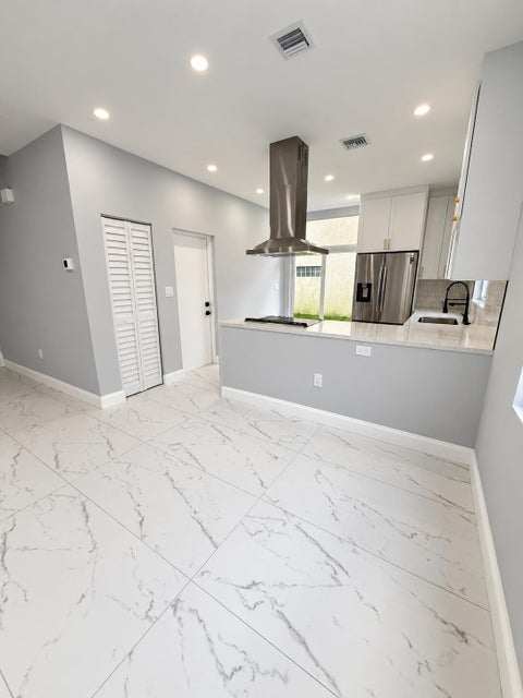 Tiny photo for 3705 VALAIS Drive, Hollywood, FL 33021 (MLS # B26082457)