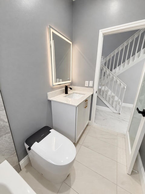 Tiny photo for 3705 VALAIS Drive, Hollywood, FL 33021 (MLS # B26082457)