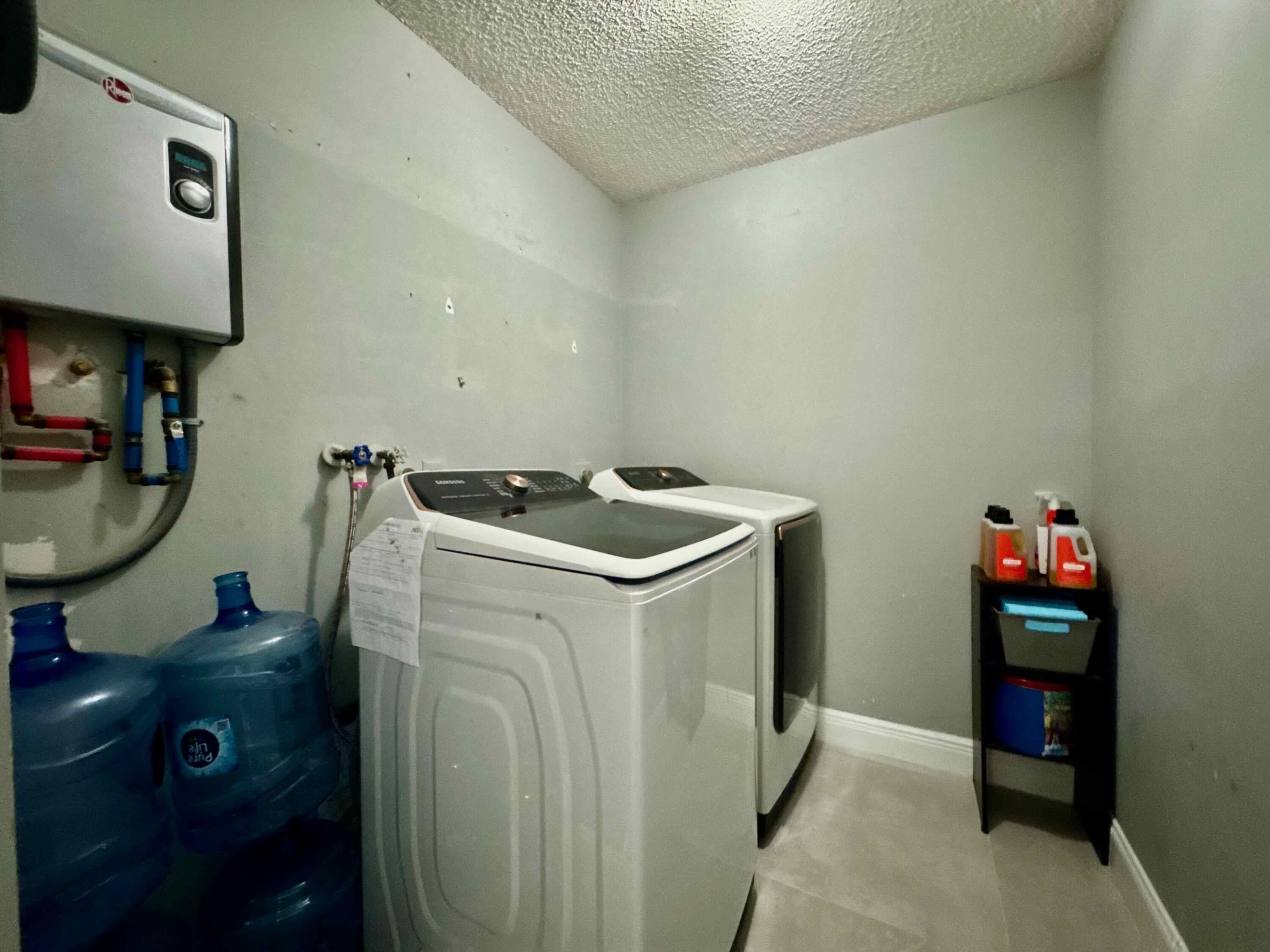 BOCA FONTANA PH 1 - Residential