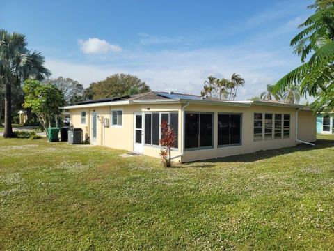 A home in Port St Lucie