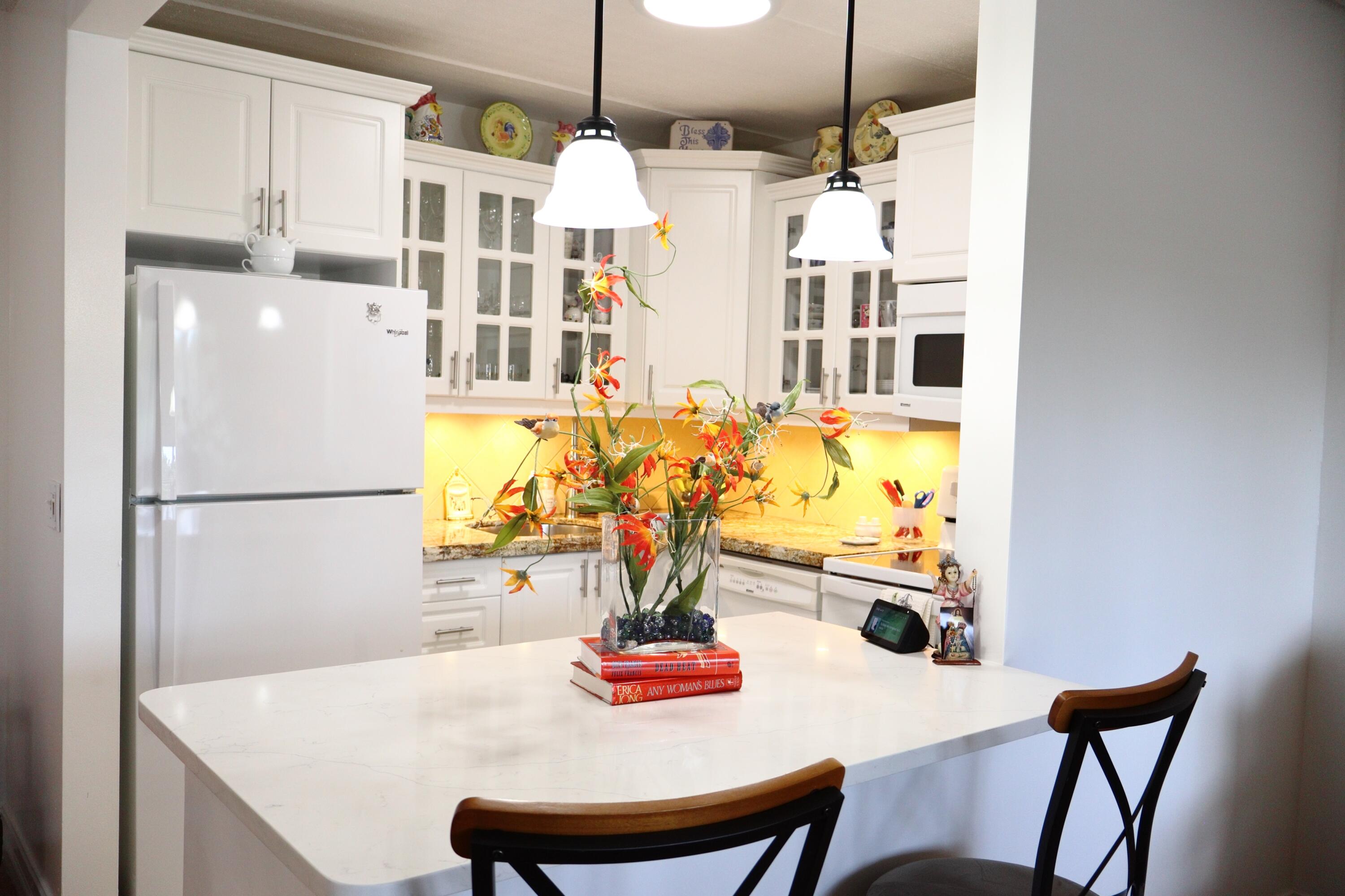 REGAL PALMS TRAFALGAR CONDO - Residential