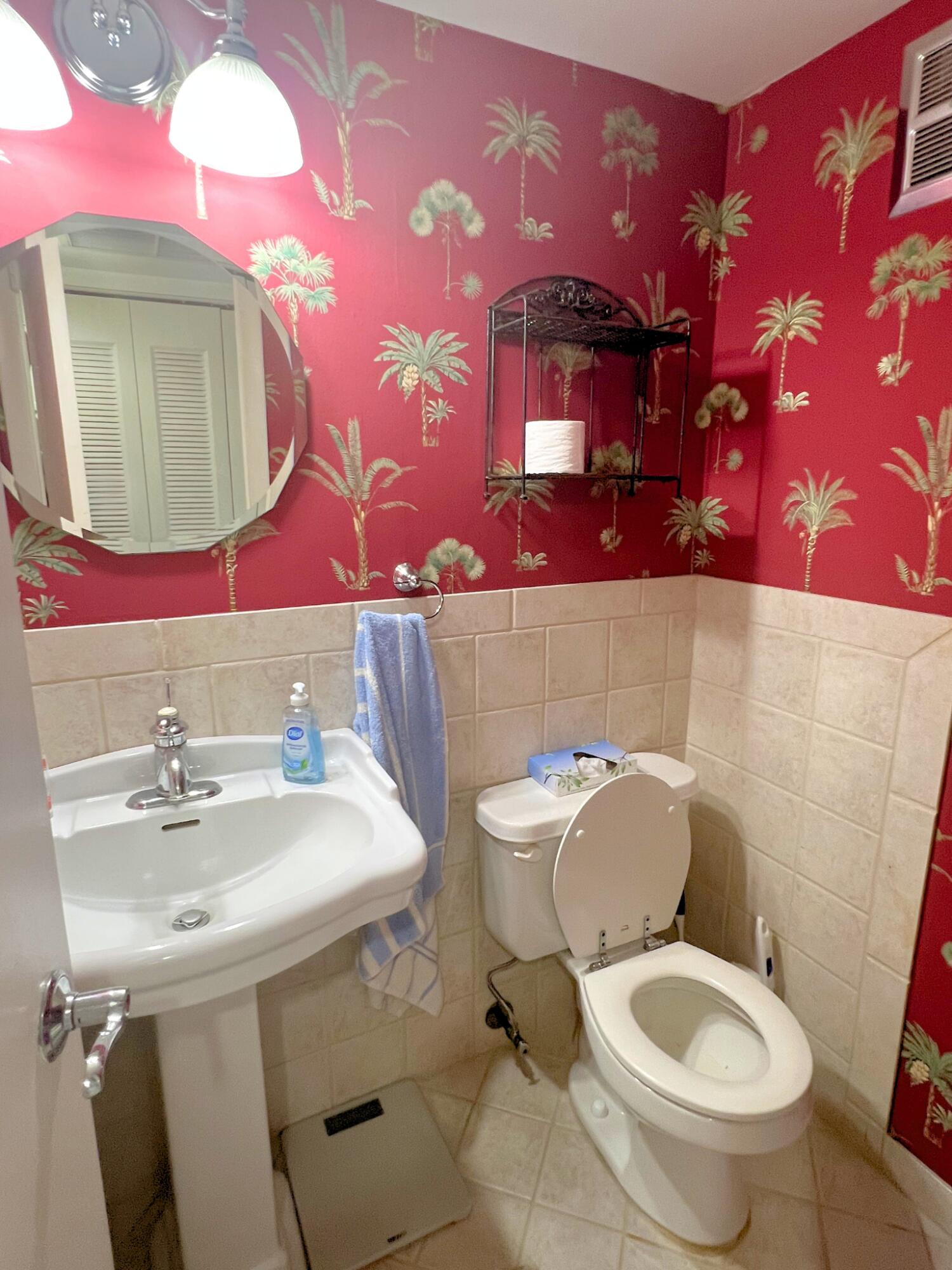 DORCHESTER CONDO - Residential