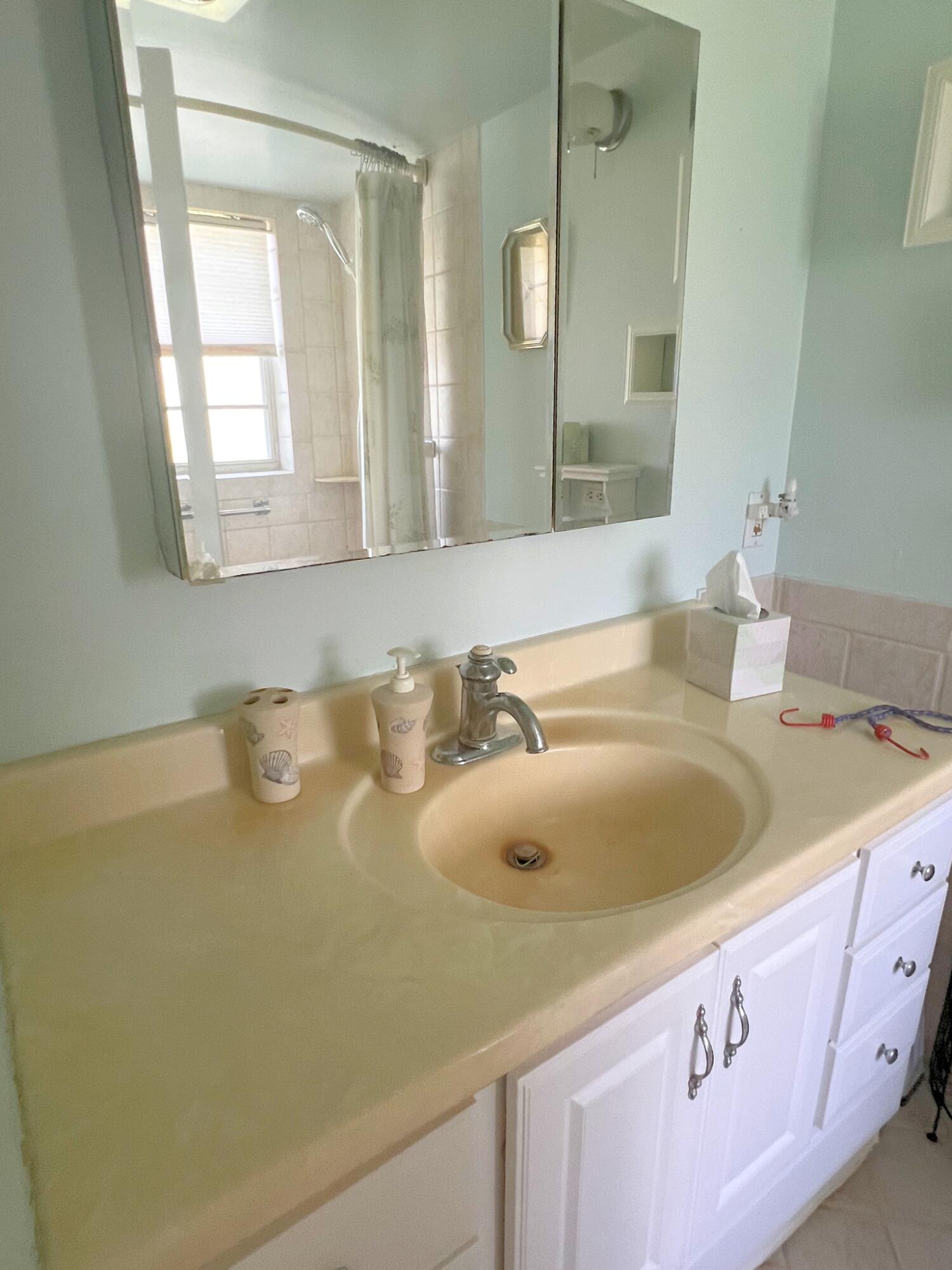 DORCHESTER CONDO - Residential