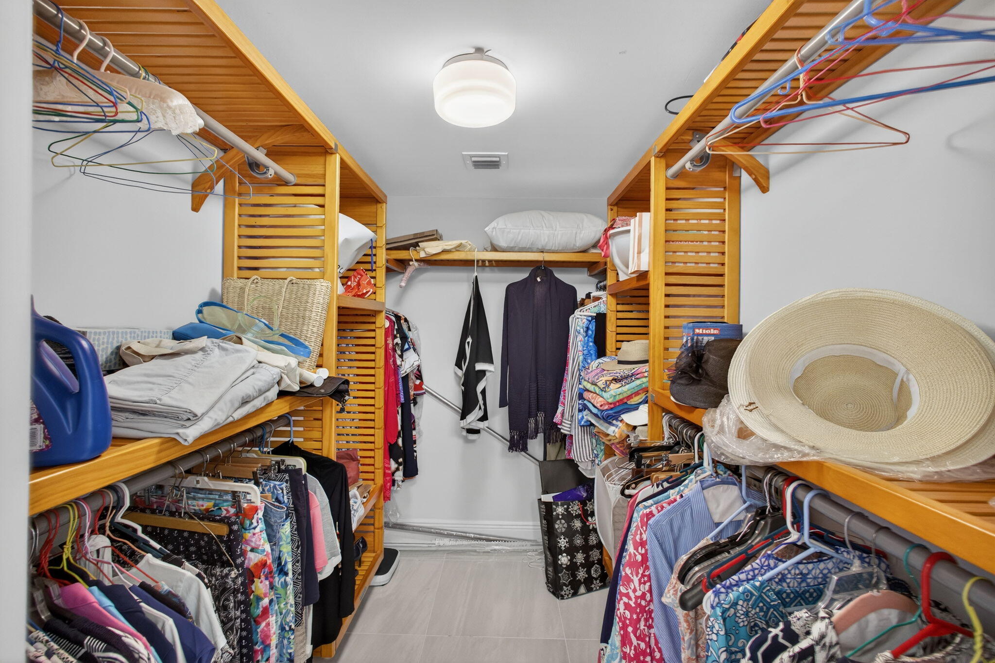 EASTPOINTE CONDO - Residential