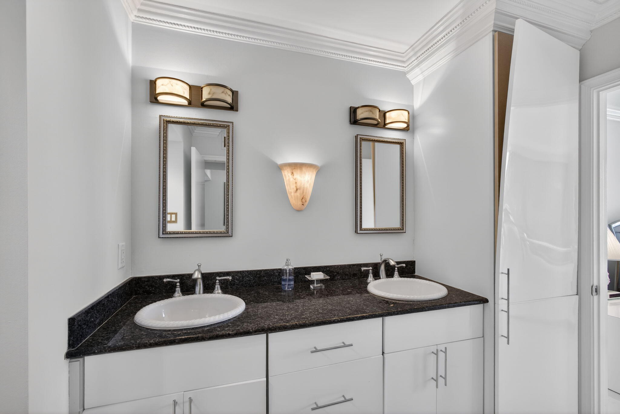 EASTPOINTE CONDO - Residential