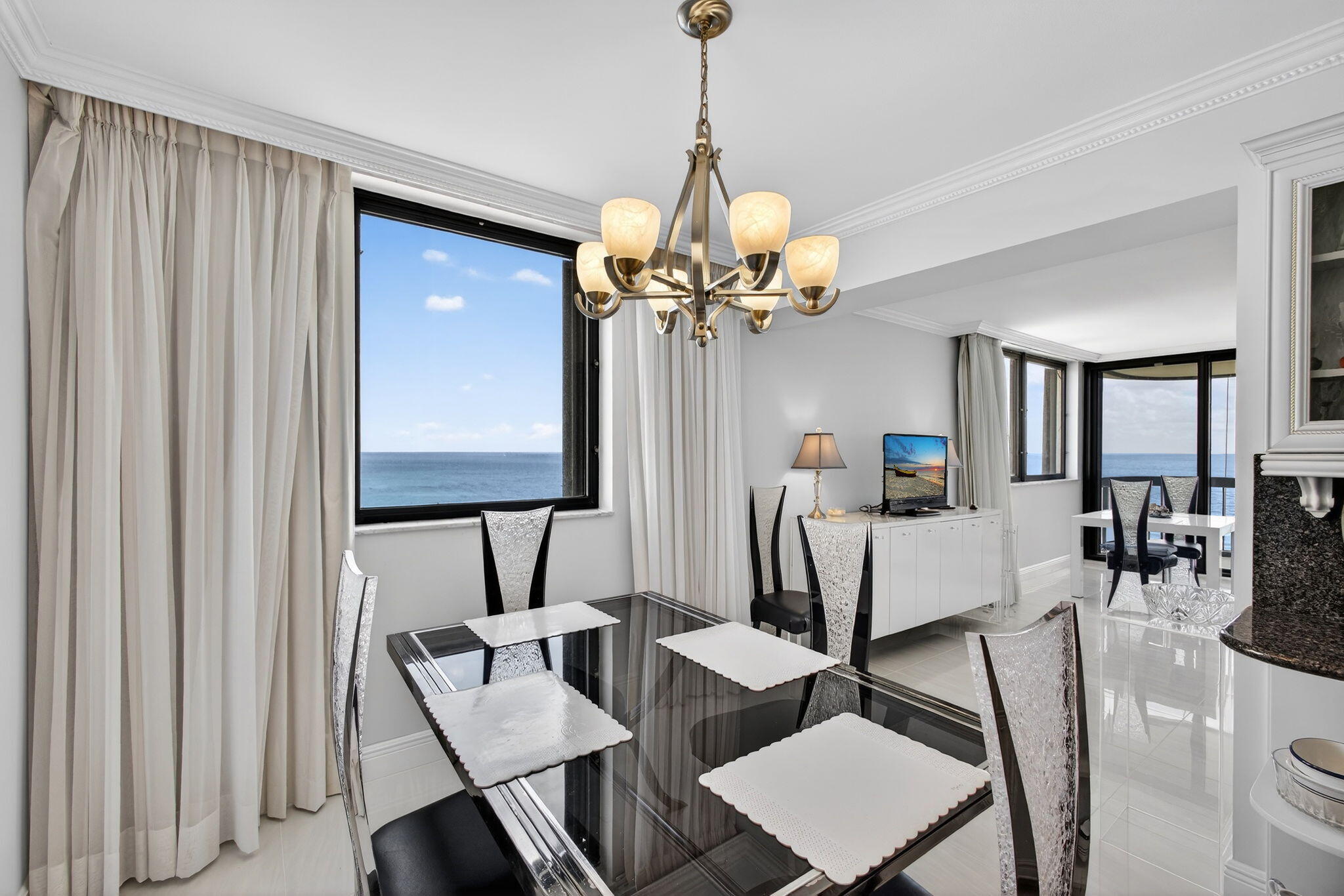 EASTPOINTE CONDO - Residential