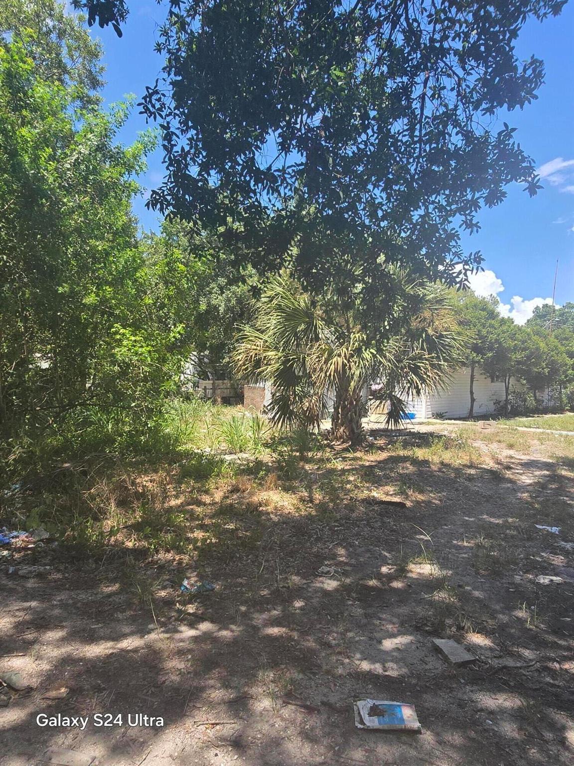 4675 51st Avenue, Vero Beach, FL, 32967/$225,000 3 4675 51st Avenue