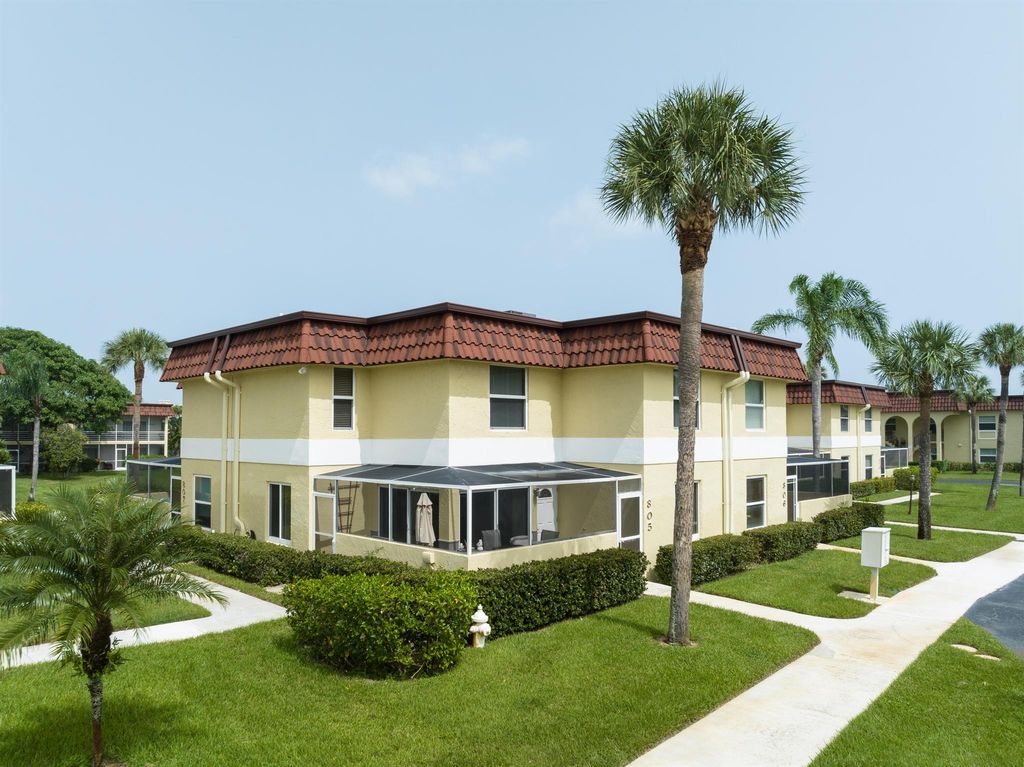 Photo of 717 S Us Highway 1 #805, Jupiter, FL 33477 (MLS # R10967618)