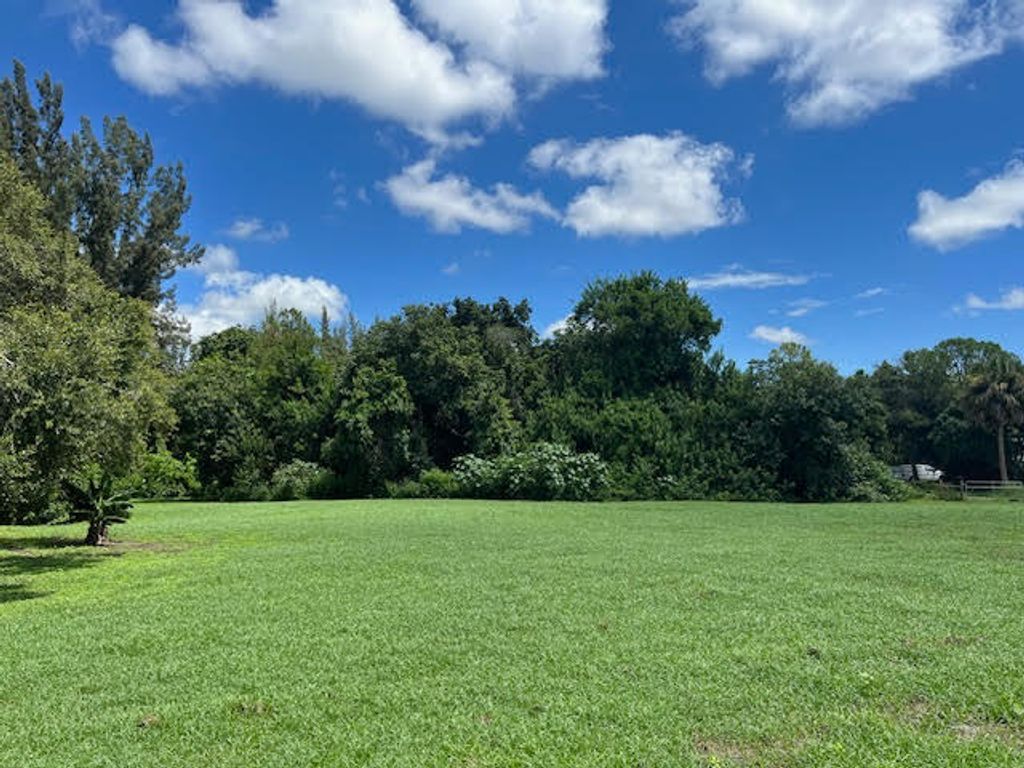 Photo of 9538 171st Street N, Jupiter, FL 33478 (MLS # R11156383)