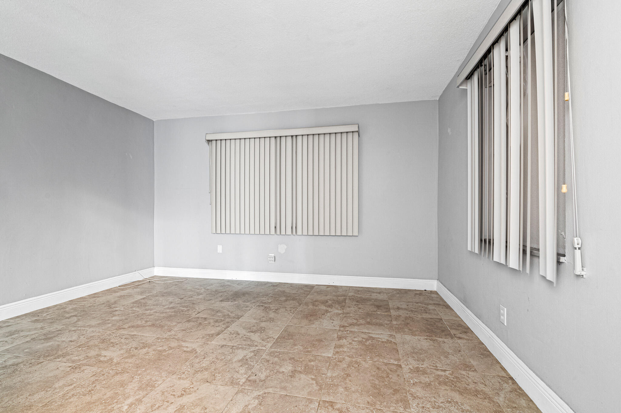 LEISUREVILLE THIRD SEC - Residential Lease