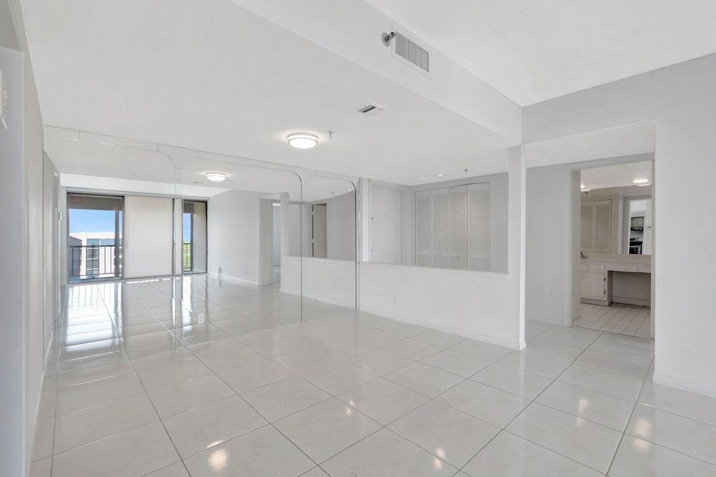 Photo of 7802 Lakeside Boulevard #783, Boca Raton, FL 33434 (MLS # R11081266)