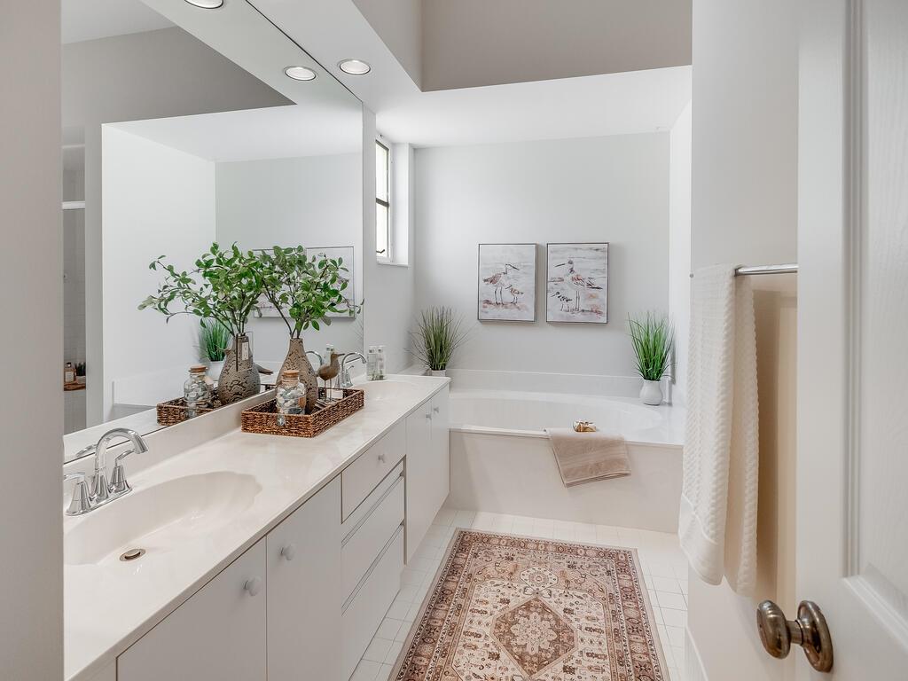 CYPRESS WOODS 2, SUMMER C - Residential