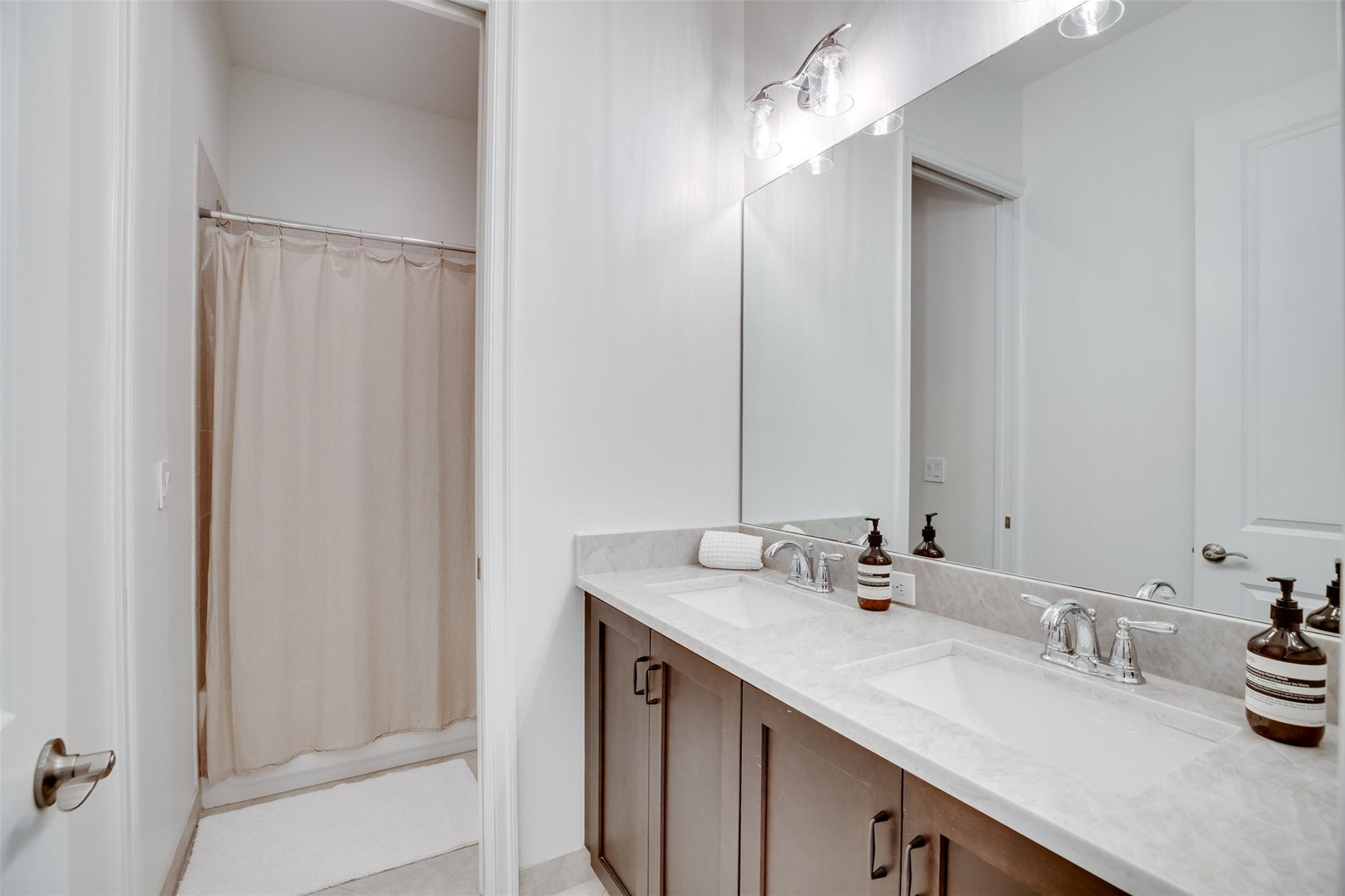 Verolago Ph 2 - Residential