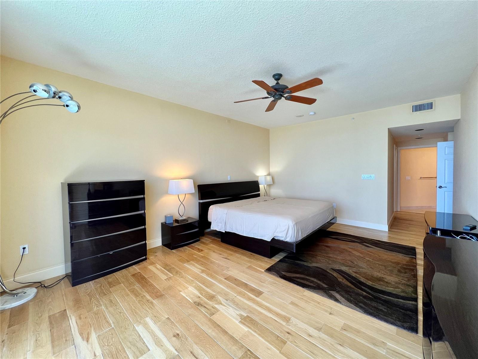 RENAISSANCE ON THE OCEAN - Residential Lease