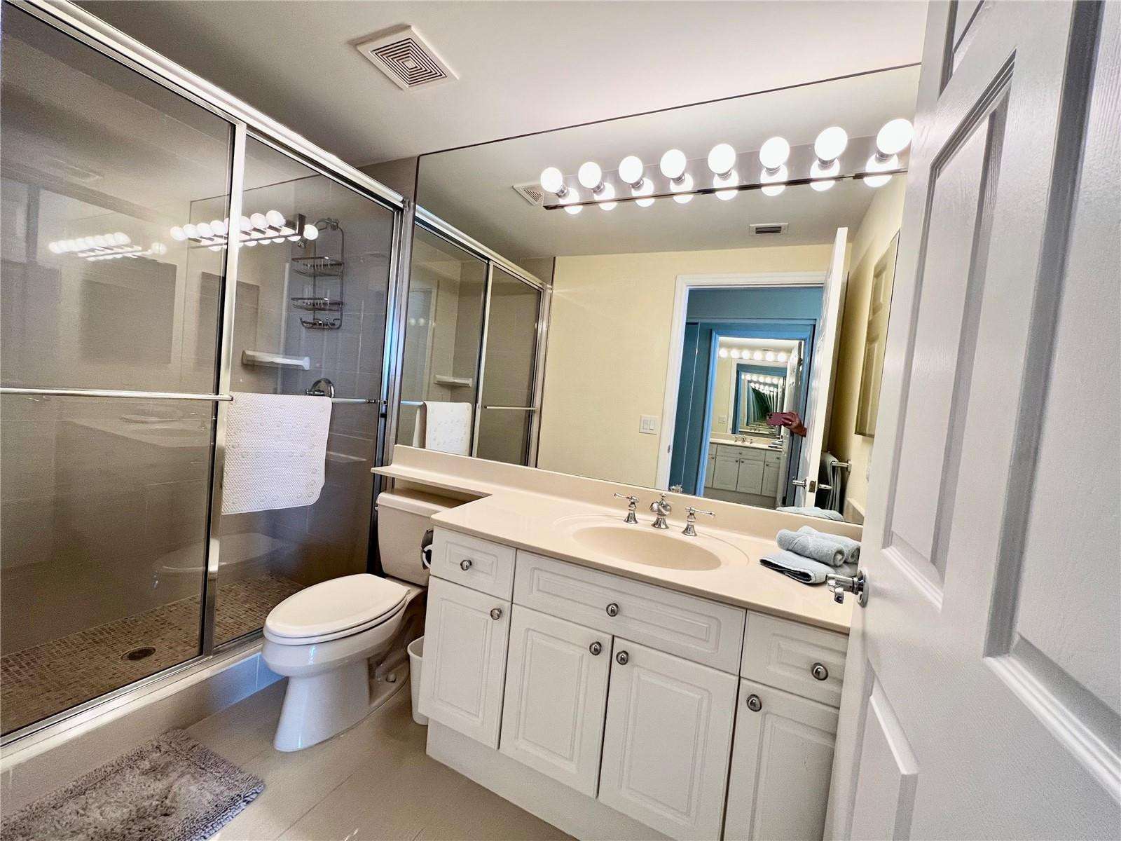 RENAISSANCE ON THE OCEAN - Residential Lease