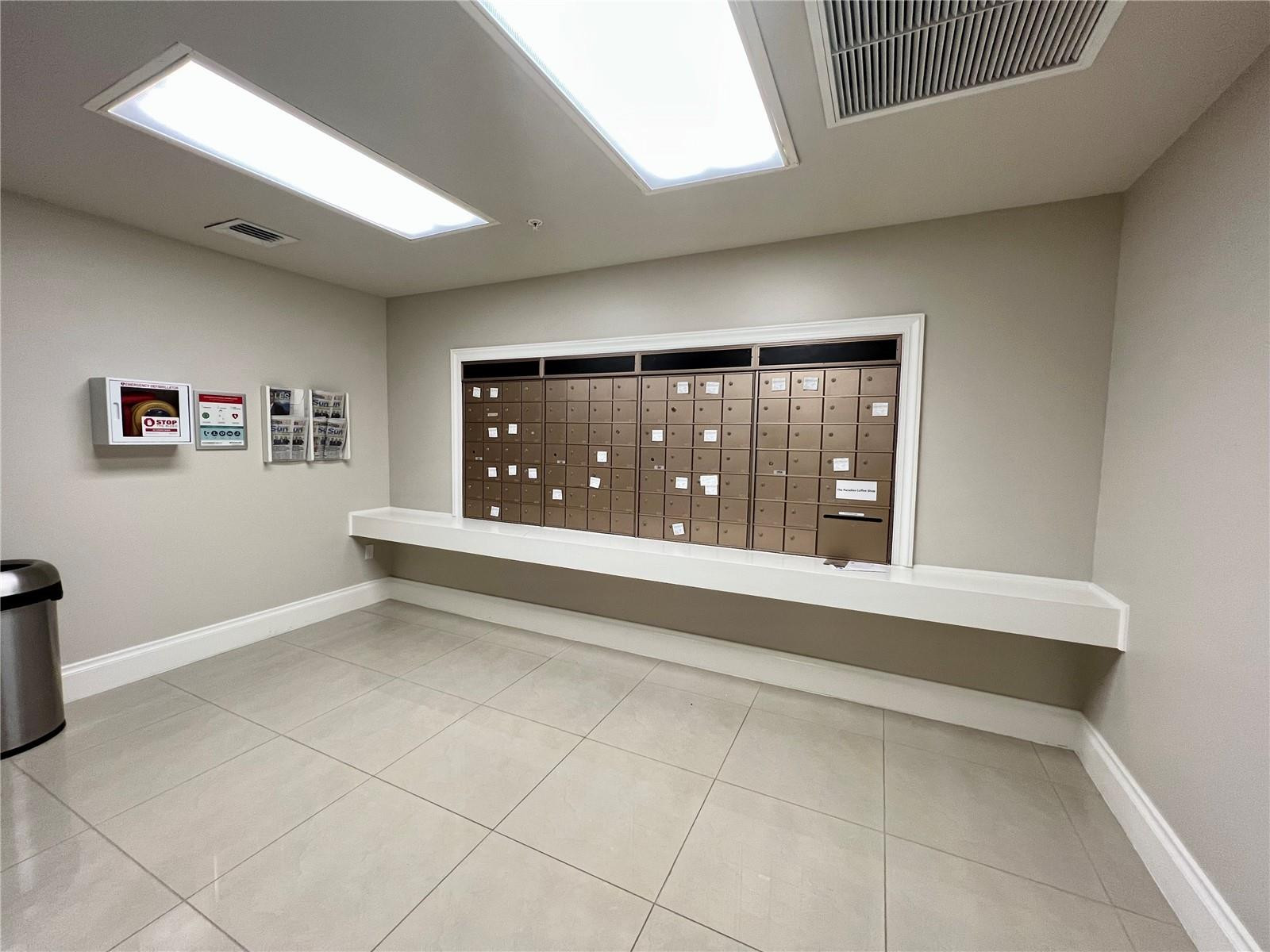 RENAISSANCE ON THE OCEAN - Residential Lease