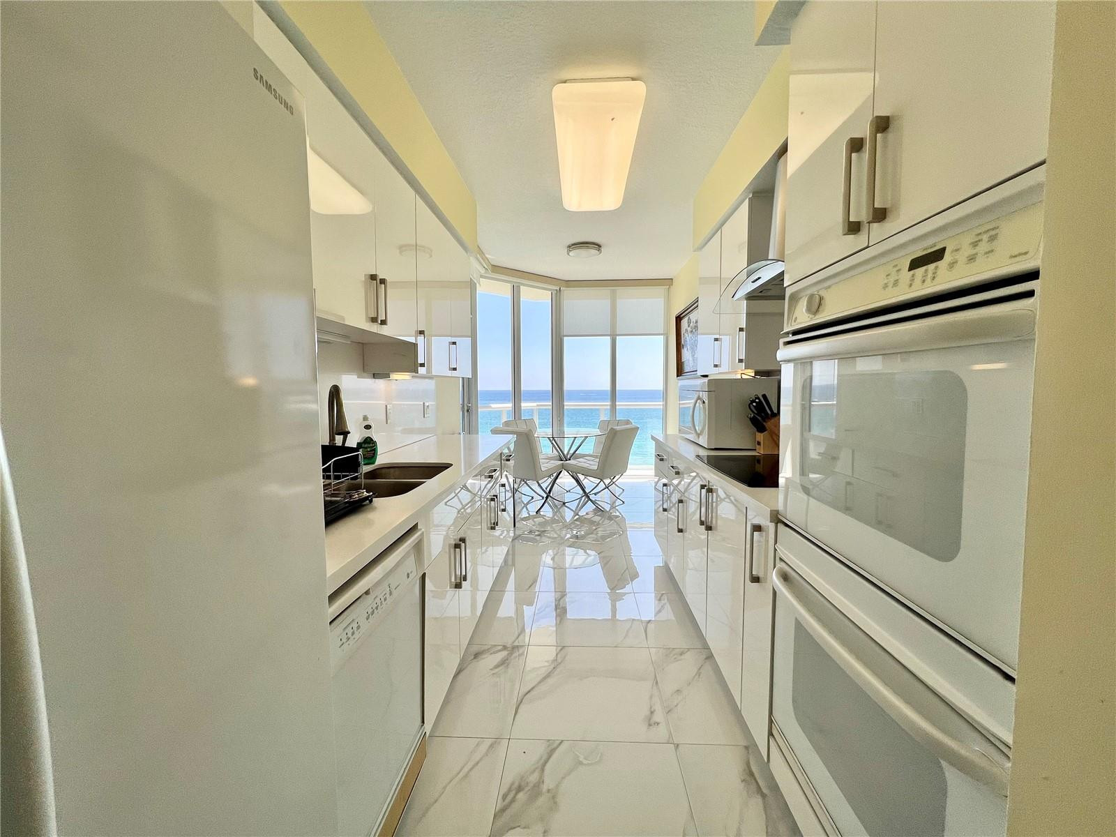 RENAISSANCE ON THE OCEAN - Residential Lease