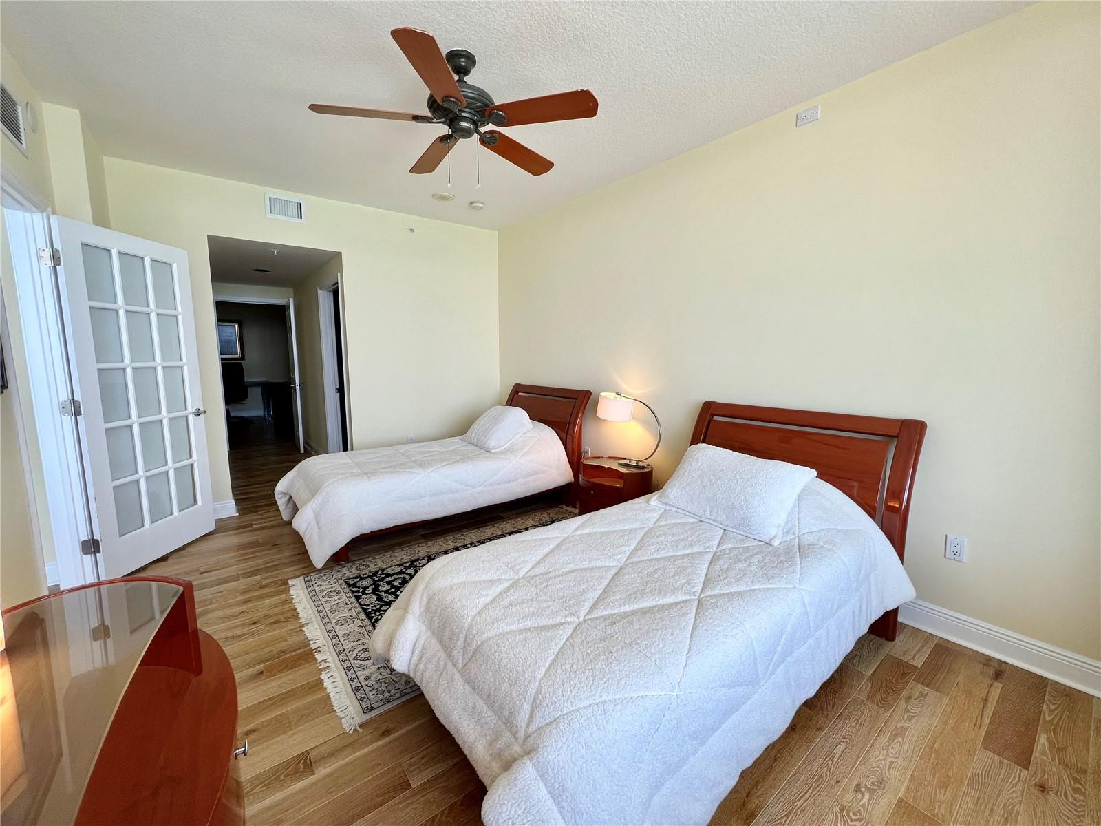 RENAISSANCE ON THE OCEAN - Residential Lease