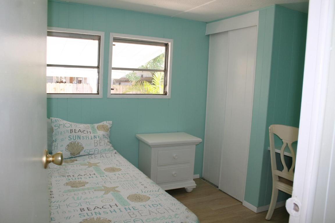 RIDGEWAY MOBILE HOME PLAT 1-6 - Residential