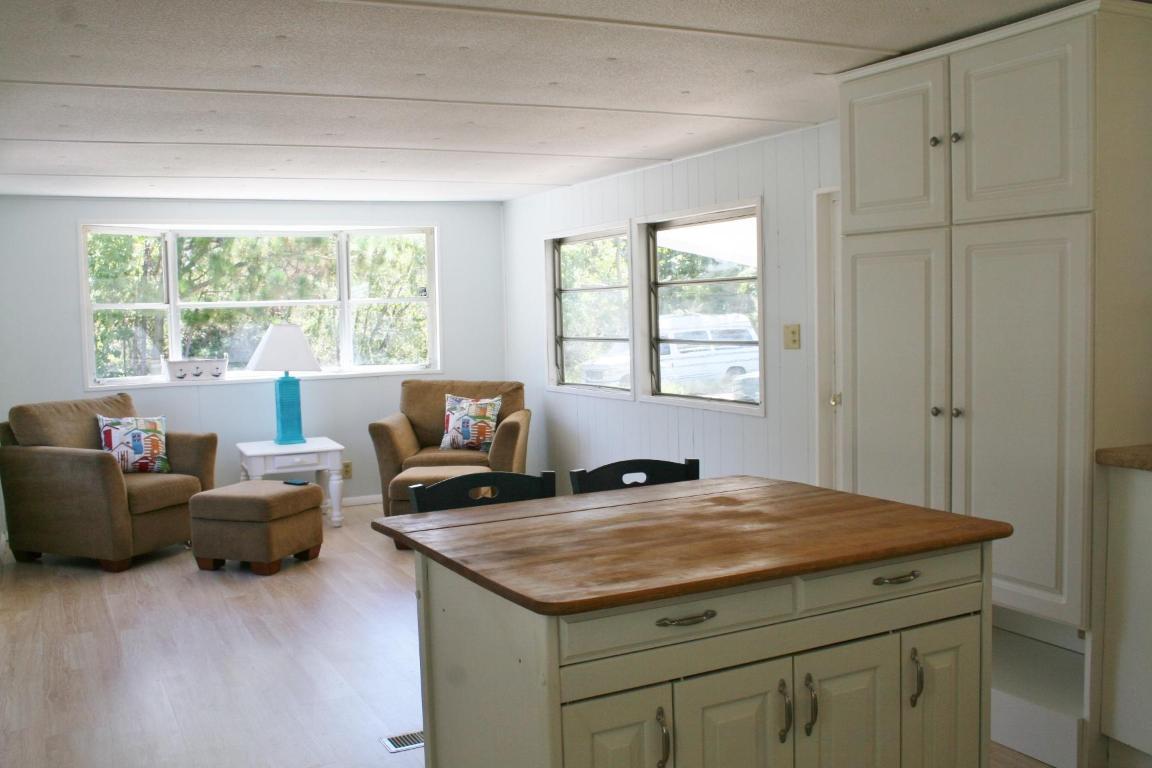 RIDGEWAY MOBILE HOME PLAT 1-6 - Residential