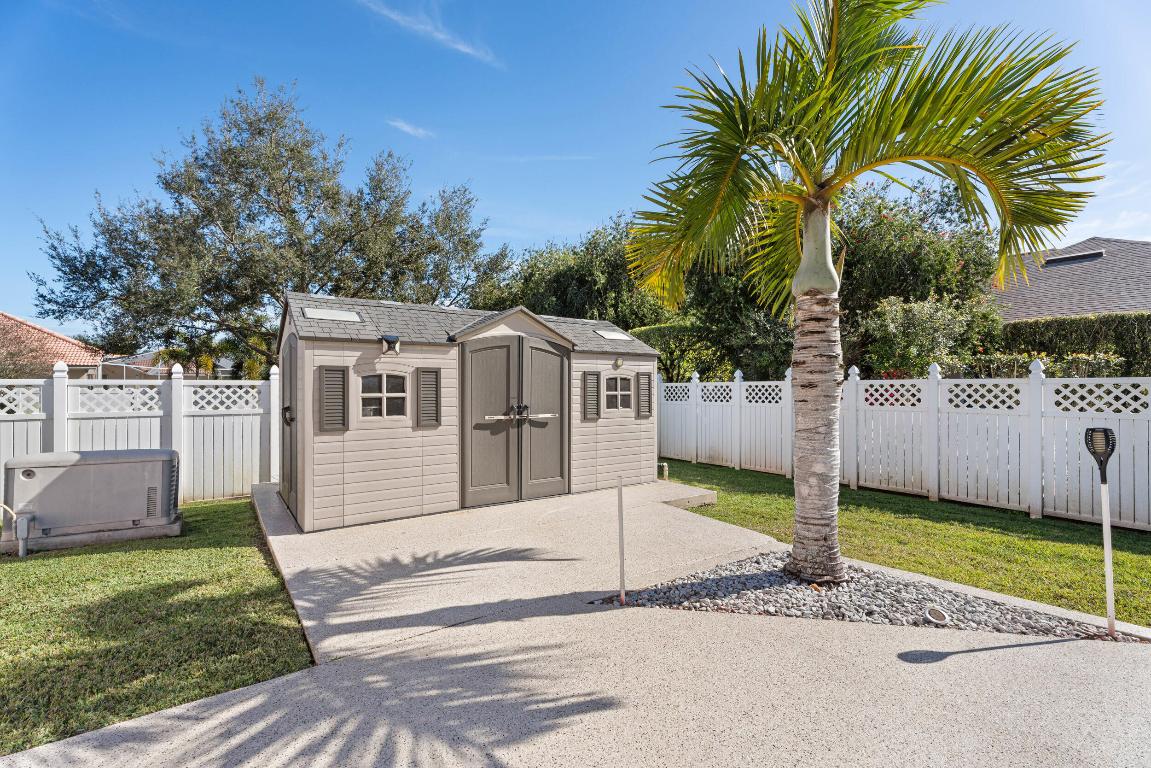 PORT ST LUCIE SECTION 46 1ST REPLAT - Residential