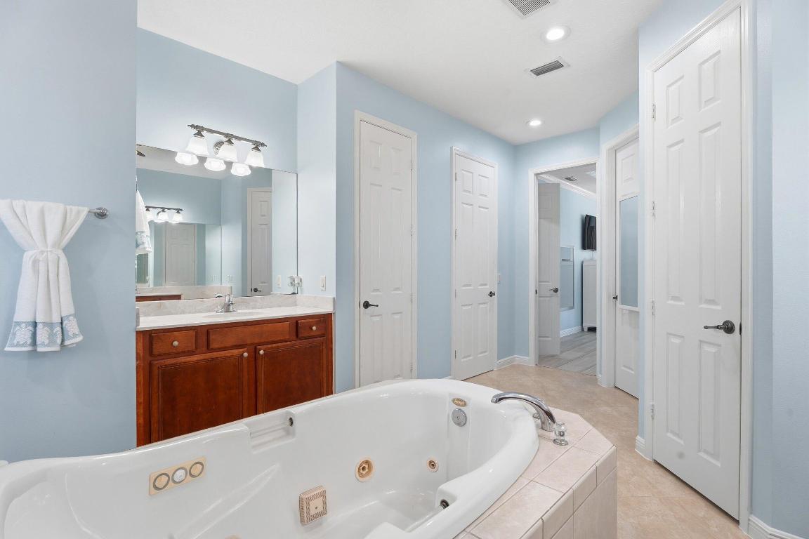 PORT ST LUCIE SECTION 46 1ST REPLAT - Residential