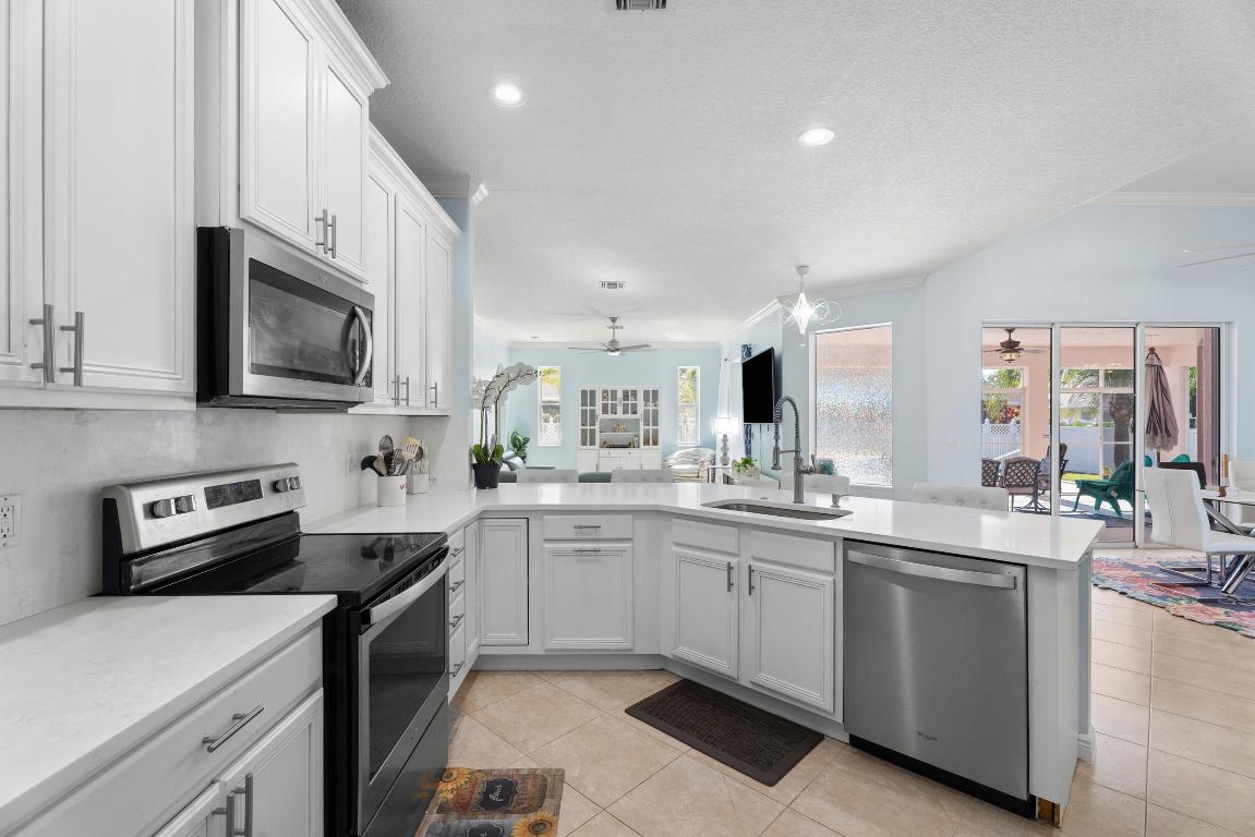 PORT ST LUCIE SECTION 46 1ST REPLAT - Residential