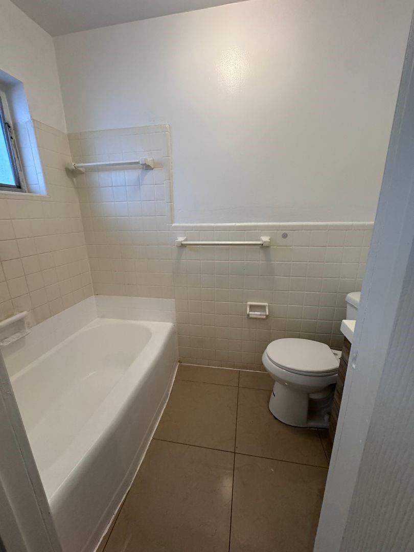 405 6th Ave 4