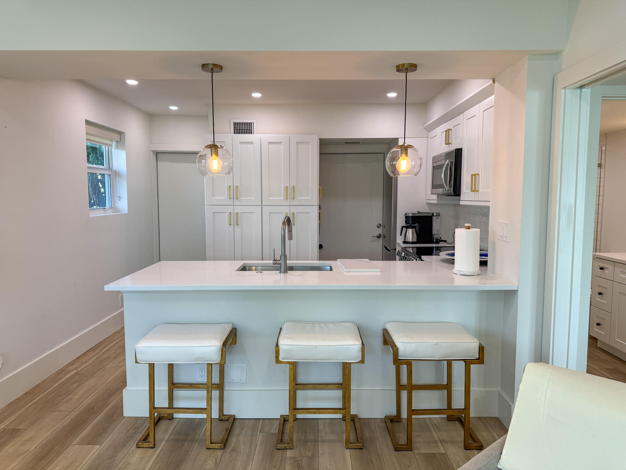 ROGERS HOUSE CONDO - Residential Lease