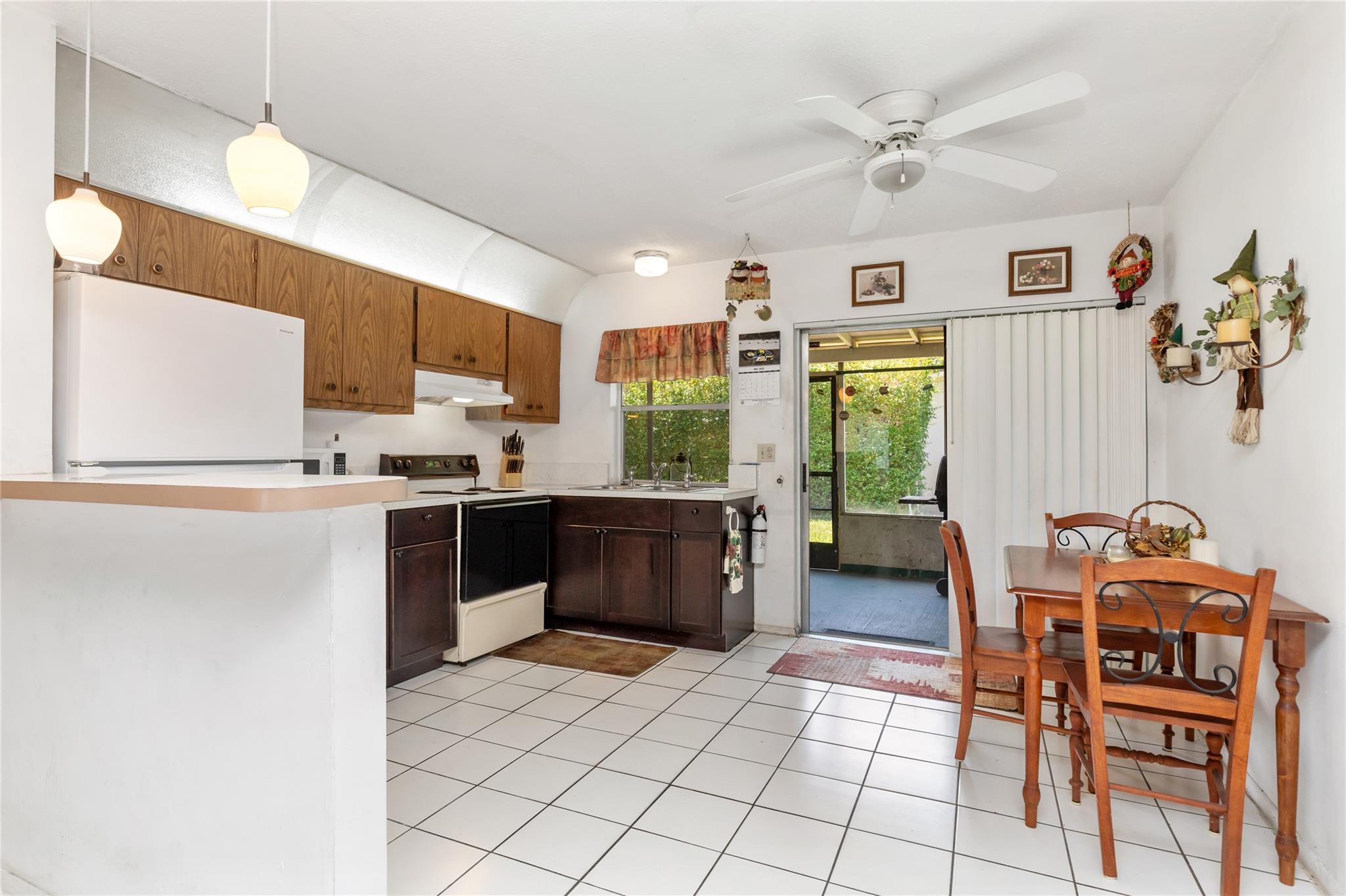 Marilynn Gardens 48-50 B - Residential Income